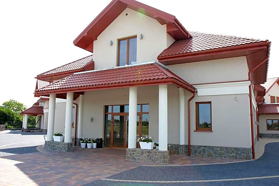 Malinowy Dwór Wieluń