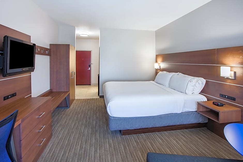 Holiday Inn Express Hotel and Suites Texarkana