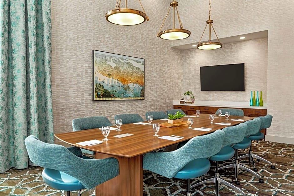 Hilton Garden Inn Seattle Airport