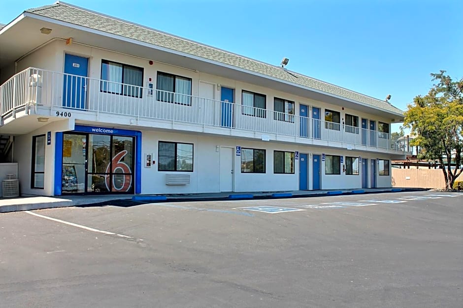 Motel 6-Atascadero, CA