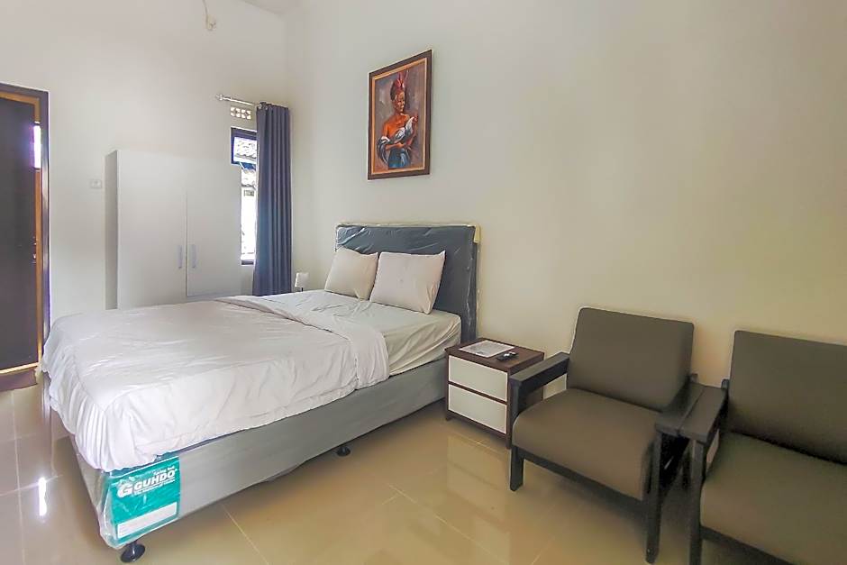 Roemah Ciremay RedPartner – Bandung, KY