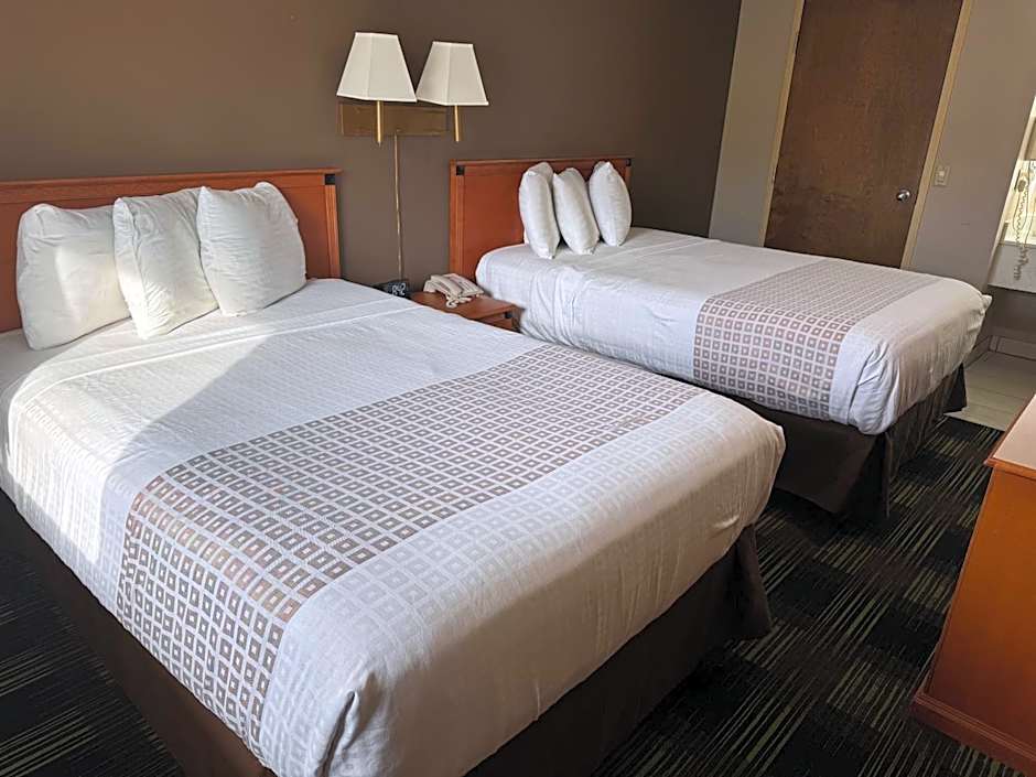 South Shore Inn