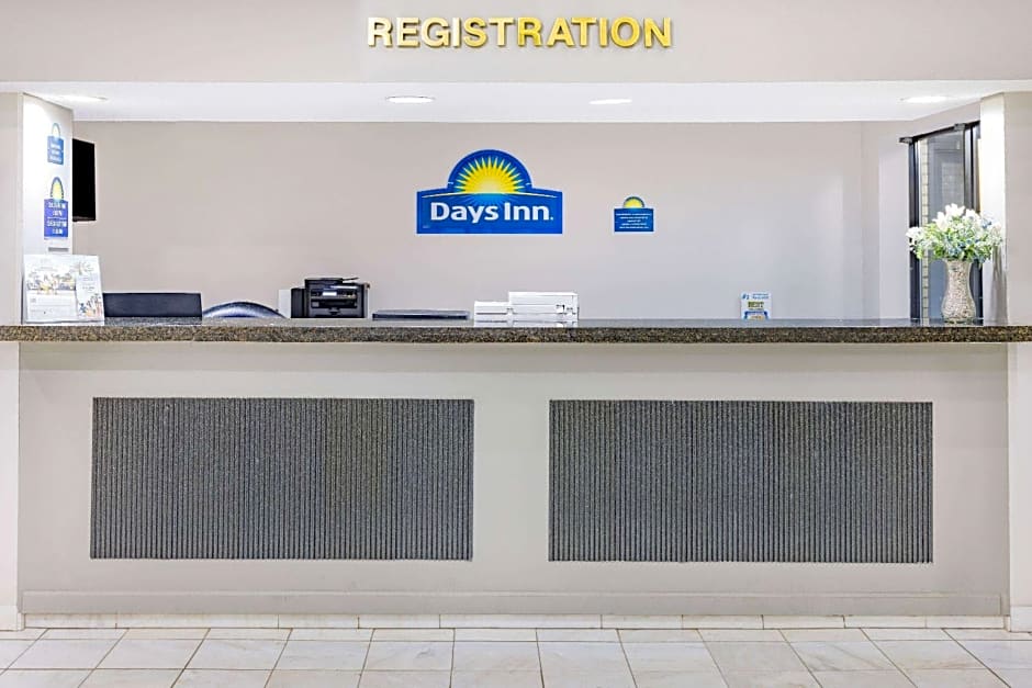 Days Inn by Wyndham Spartanburg Waccamaw