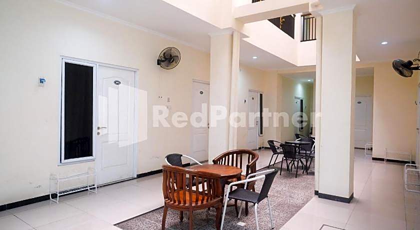 Capital O 3930 Griya Loka Syariah