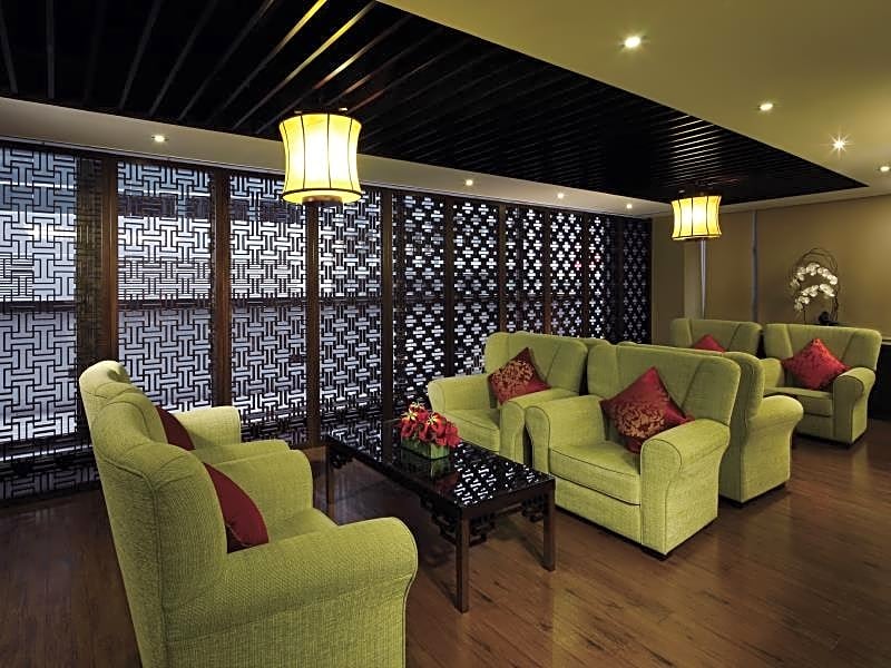 Butterfly on Wellington, Central