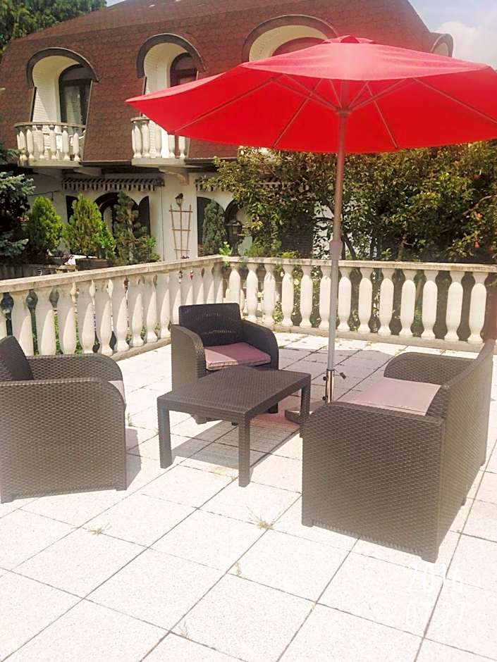 Steinhaus Bed & Breakfast