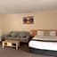 Tudor Lodge Motel