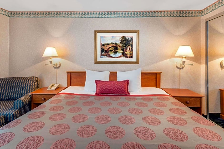Ramada by Wyndham Kent Seattle Area
