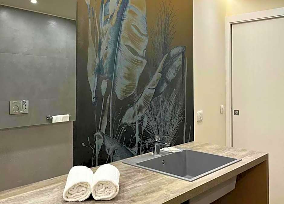 Motta Palace Apartments & Rooms