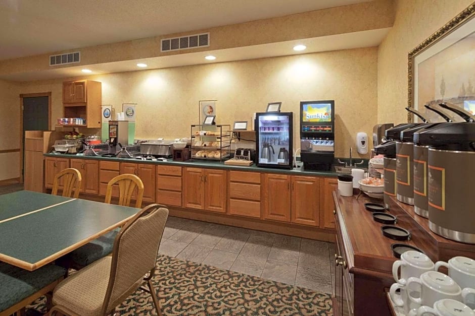 Country Inn & Suites by Radisson, Prairie du Chien