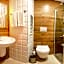 Rich Melissa Hotel