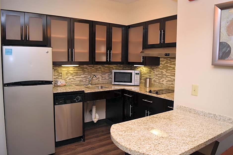 Staybridge Suites Syracuse Liverpool By IHG