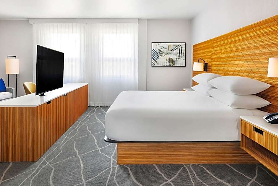 Delta Hotels by Marriott Grande Prairie Airport