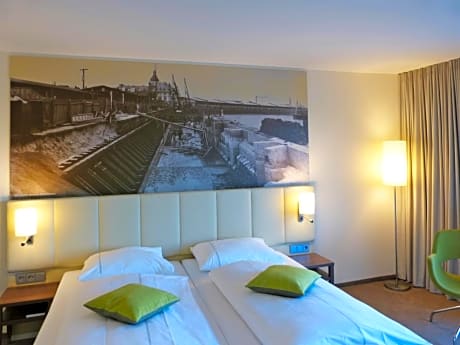 Superior Double Room with Harbor View