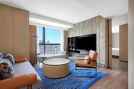 Ambassador Suite, Suite, 1 King, City view