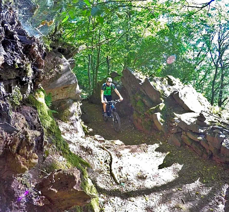 Escale Chambre d'hôtes Au coeur du vieux Profondeville entre Namur et Dinant