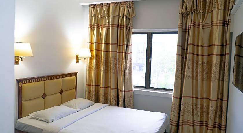 Borneo Suites Hotel