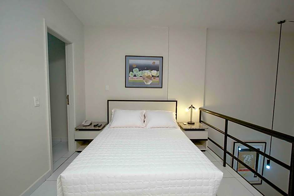 Bristol Metropolitan Flat