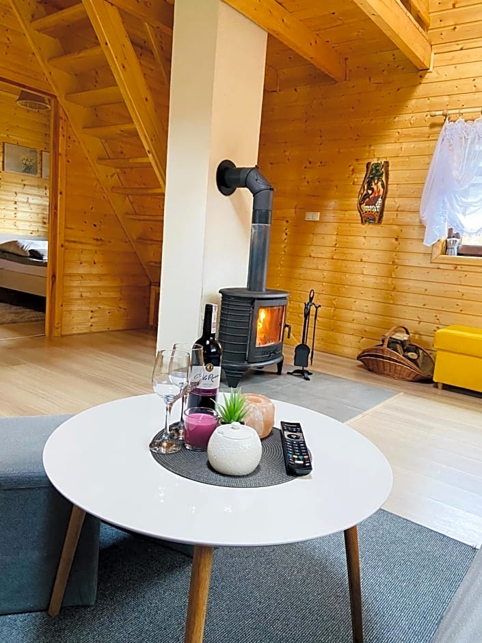 Dolina Bella - ogrzewany domek z balią, sauną i kominkiem w sercu Kaszub