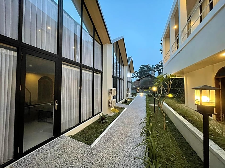 Azana Essence Sanggabuana Bogor