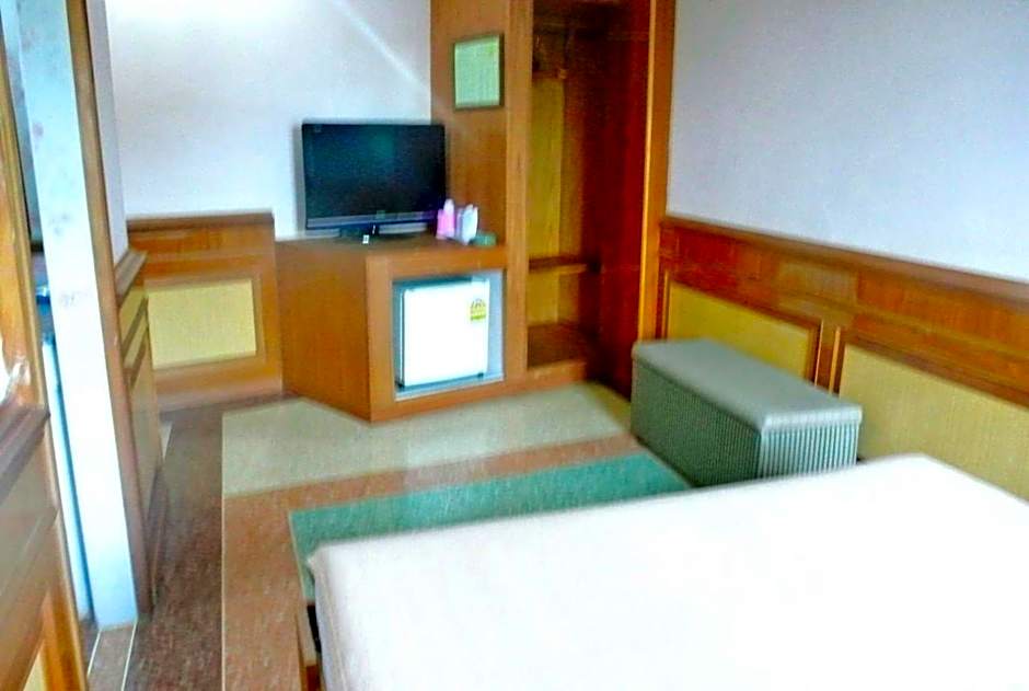 Rose Garden Hotel