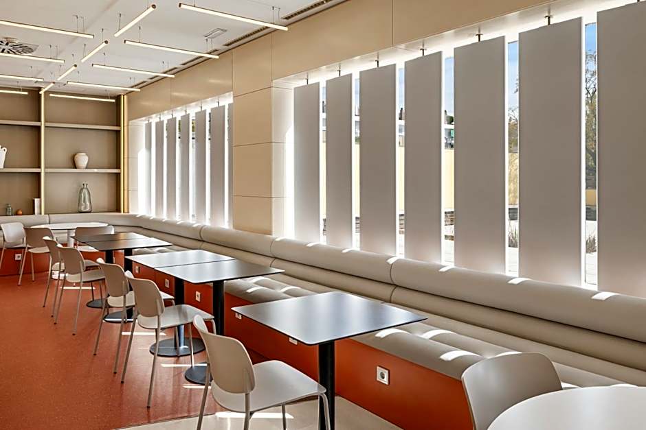 B&B Hotel Granada Estacion