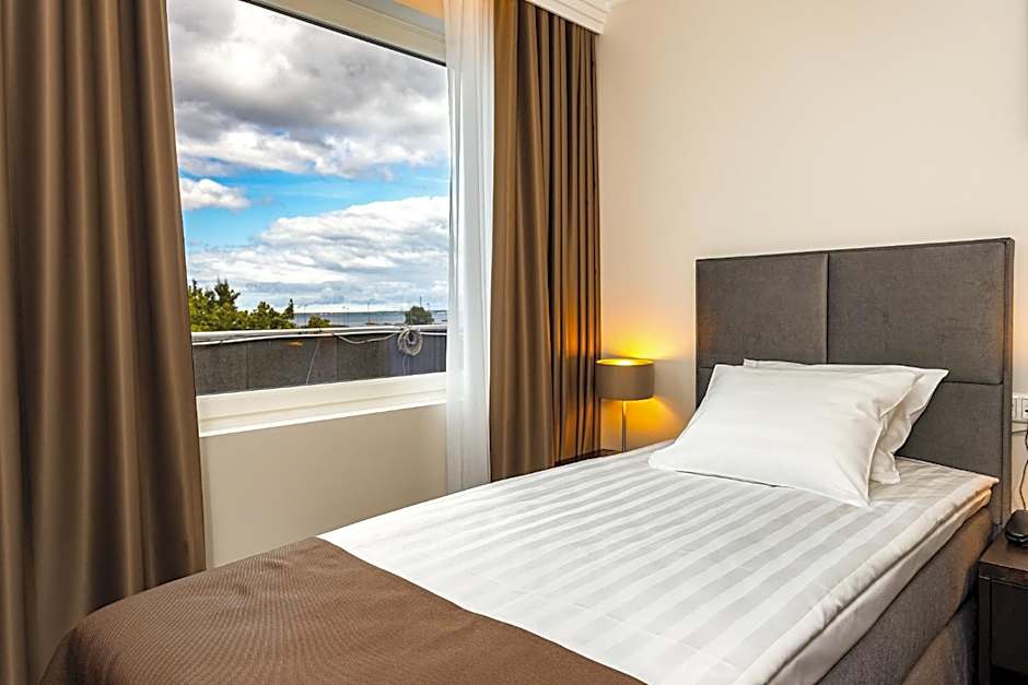 Adoryal Hotell