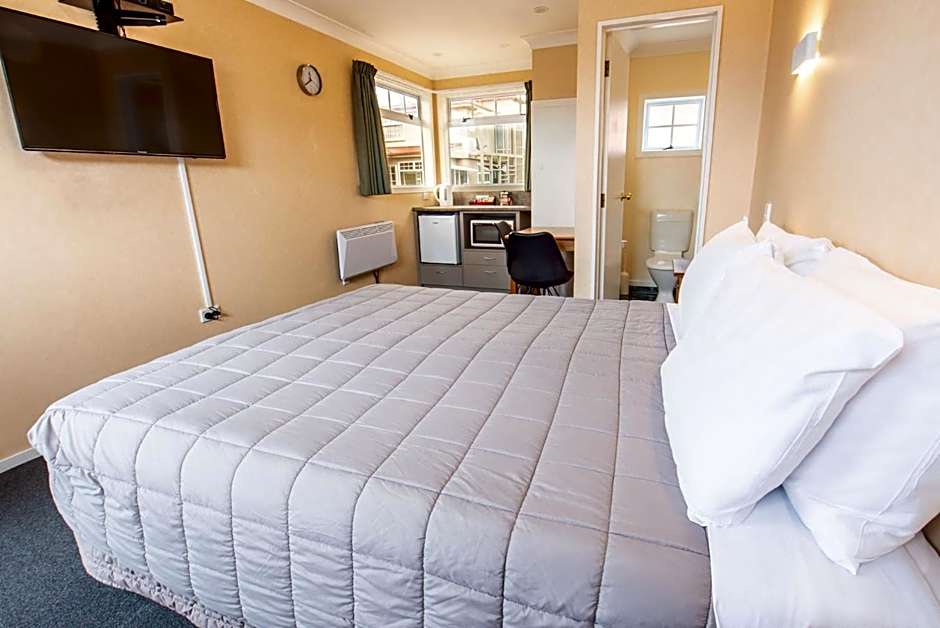 Tower Lodge Motel