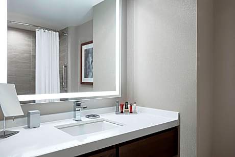 Deluxe Room, 2 Queen Beds