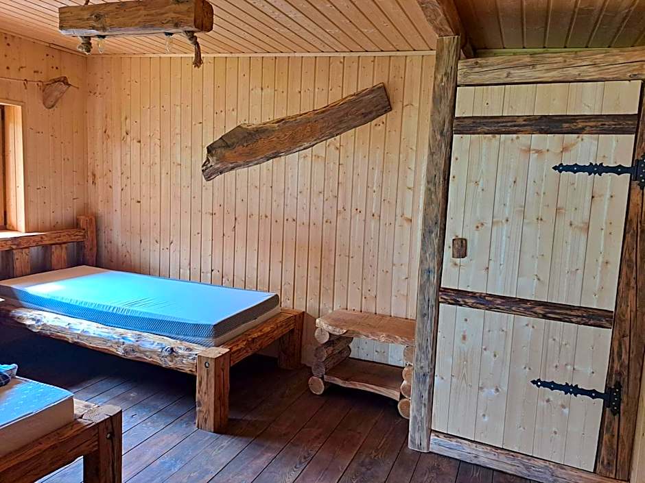 Mazurska Ostoja na Półwyspie - domki przy samym jeziorze