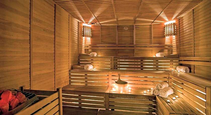 Best Western Plus Khan Hotel