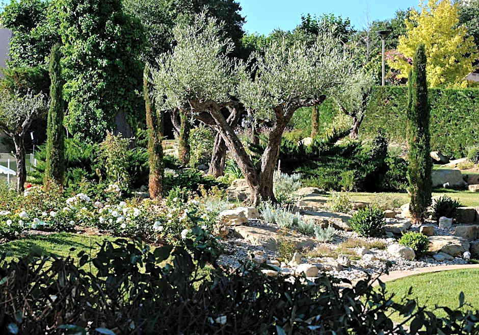 Aquabella Hotel & Spa