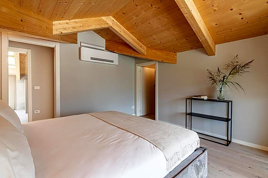 Lago Dorato Luxury Apartments - Lake Como View