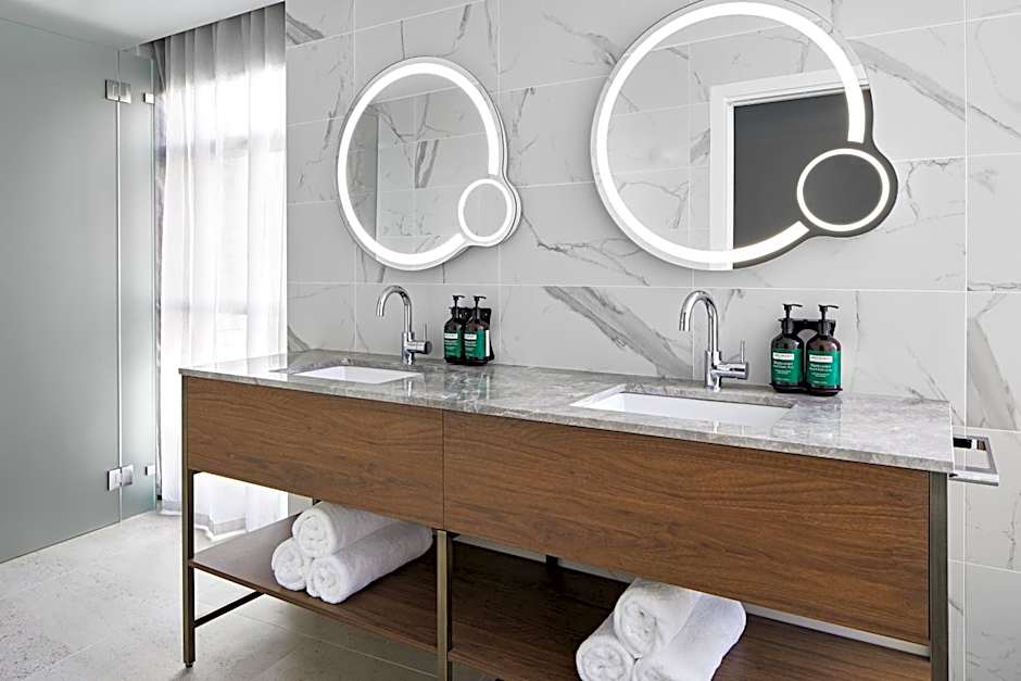 Crowne Plaza Sydney Darling Harbour By IHG