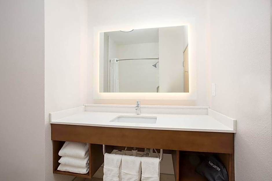 Holiday Inn Express Hotel & Suites Amarillo By IHG