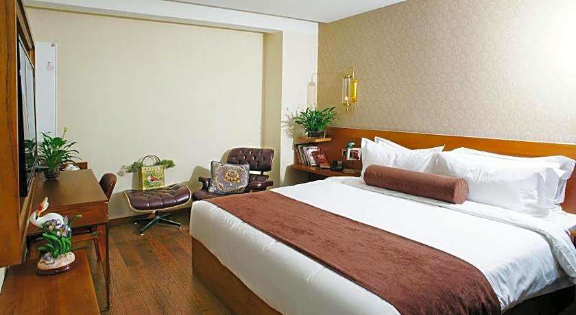 James Joyce Coffetel Xian Big Goose Pagoda Tang Paradise Branch