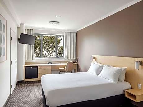 Standard Double Room - Mobility Accessible