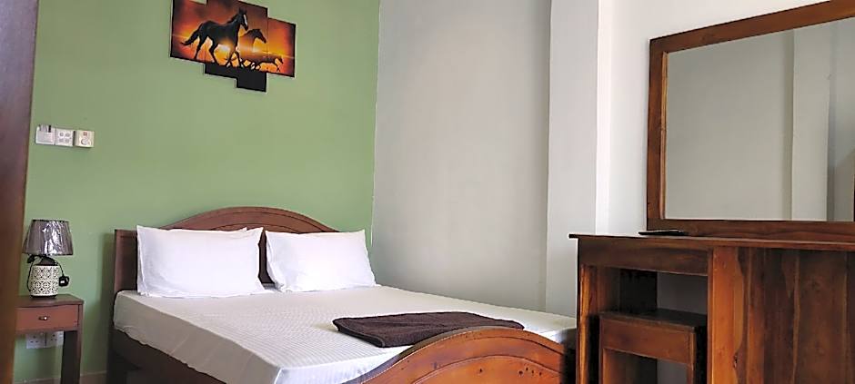 Empire Valley Hotel