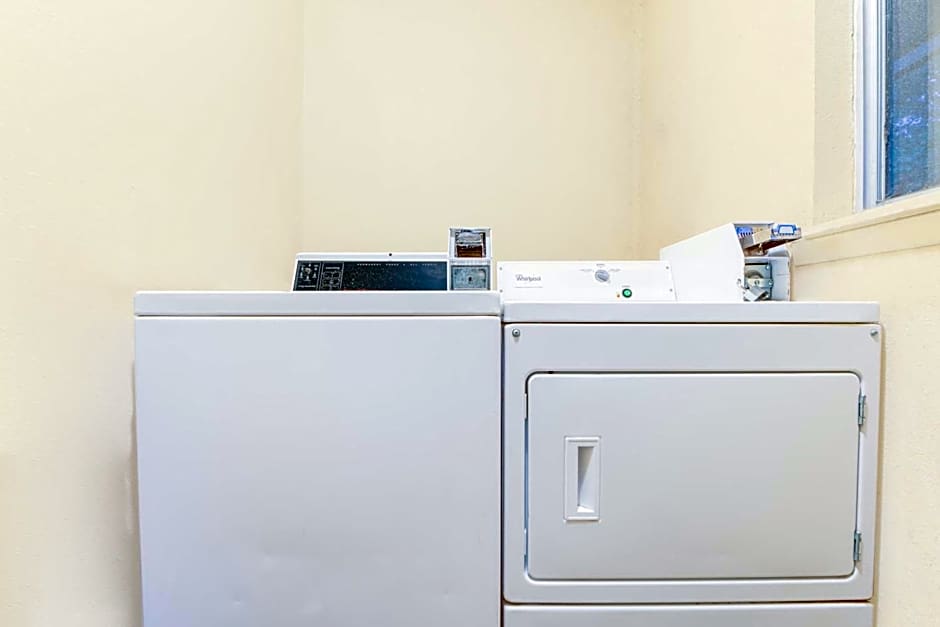 Travelodge by Wyndham Ruidoso