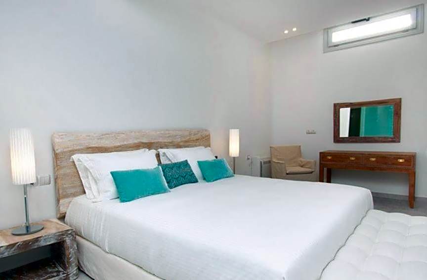 Allure Suites