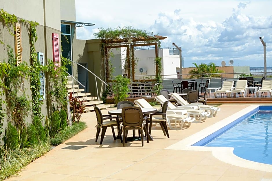 De la Trinidad Hotel