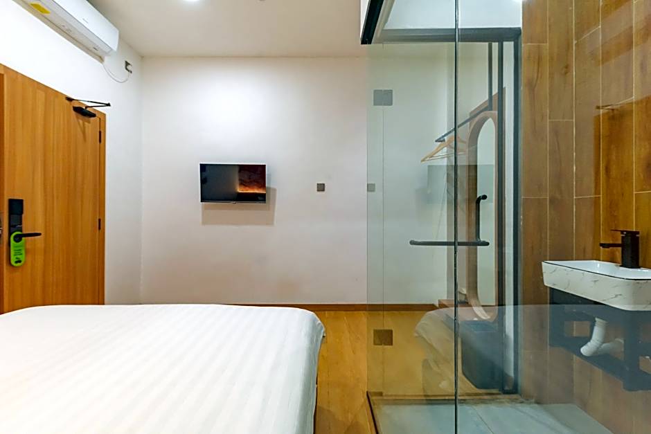 Urbanview Hotel R House Batuaji