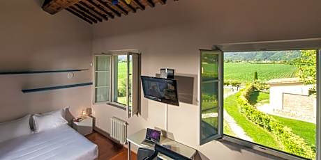 Villa with Garden View