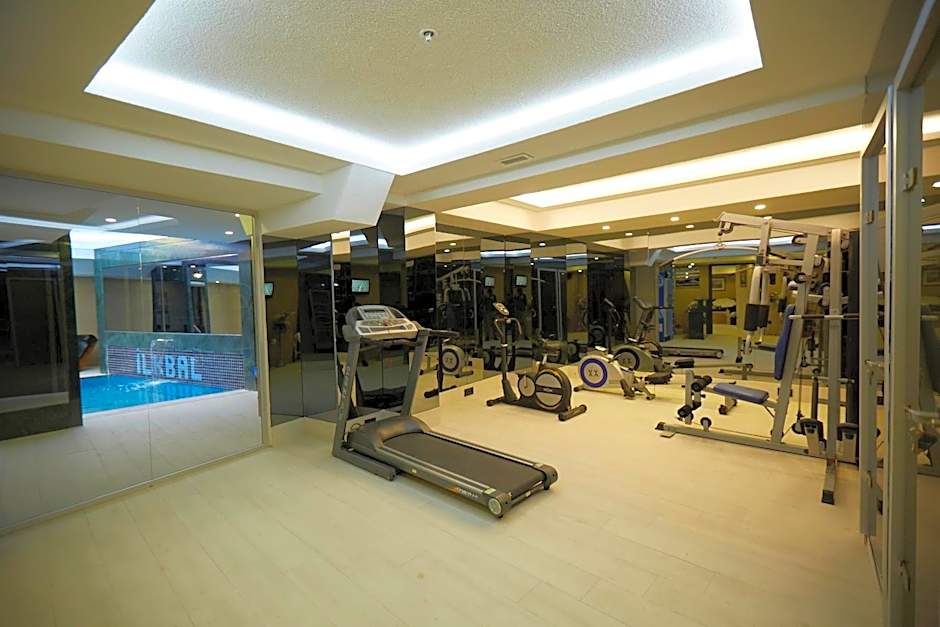 Ilkbal Deluxe Hotel Istanbul
