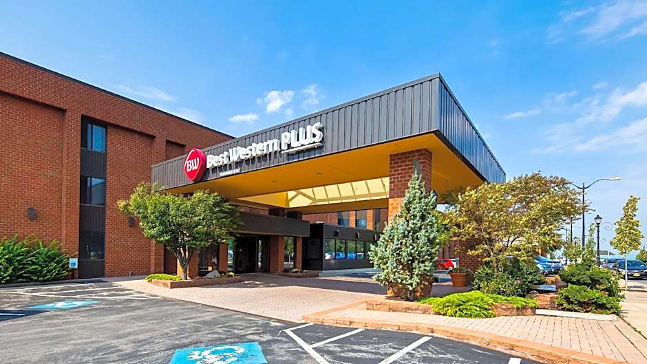 Best Western Plus Captain's Quarters