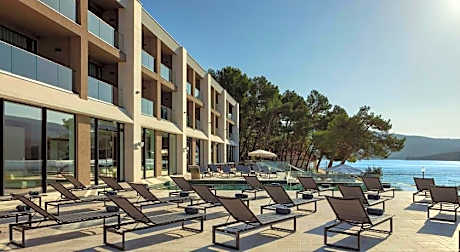 The Isolano, Cres, Autograph Collection