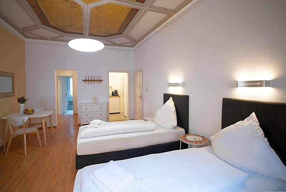 Aparthotel Villa Elon