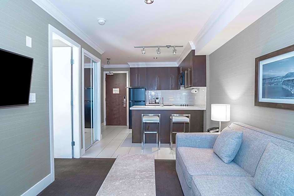 Photo 1 of 8 of Standard 1 King Bed Suite, Park View