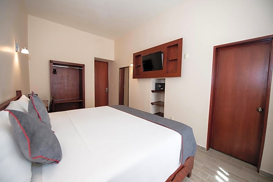 Hotel Senorial