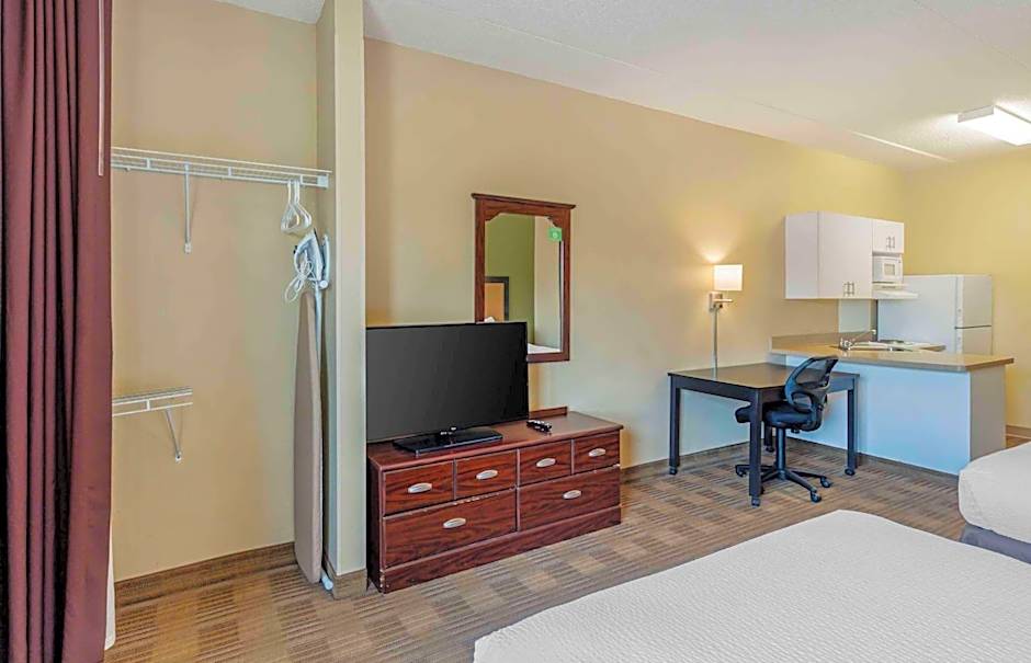 Extended Stay America Select Suites - Chicago - O'Hare